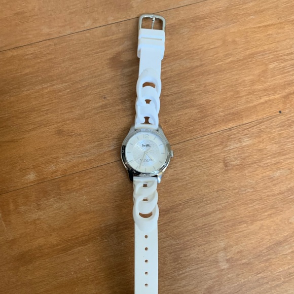 New in box coach white watch.